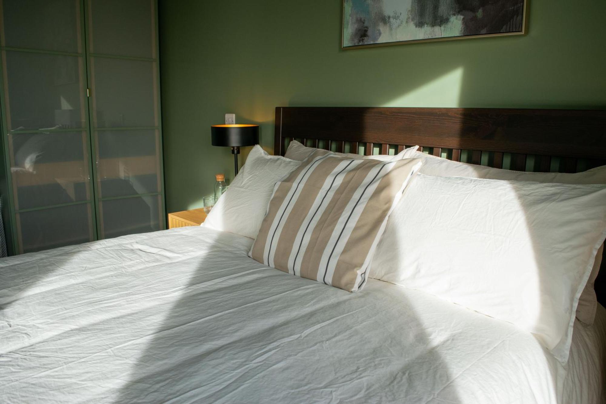 ダンガーバン Cedarblue Bed & Breakfast エクステリア 写真