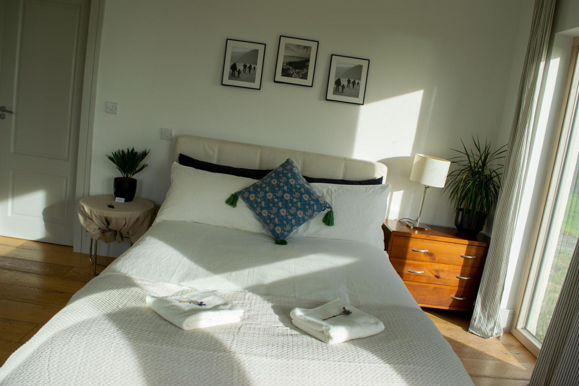 ダンガーバン Cedarblue Bed & Breakfast エクステリア 写真